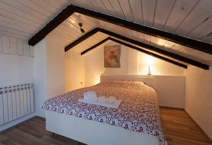 Lägenhet M&s Njivice